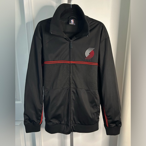 Vintage XL Portland Trailblazers warm up jacket UNK NBA Black Red Zip up - Picture 1 of 6
